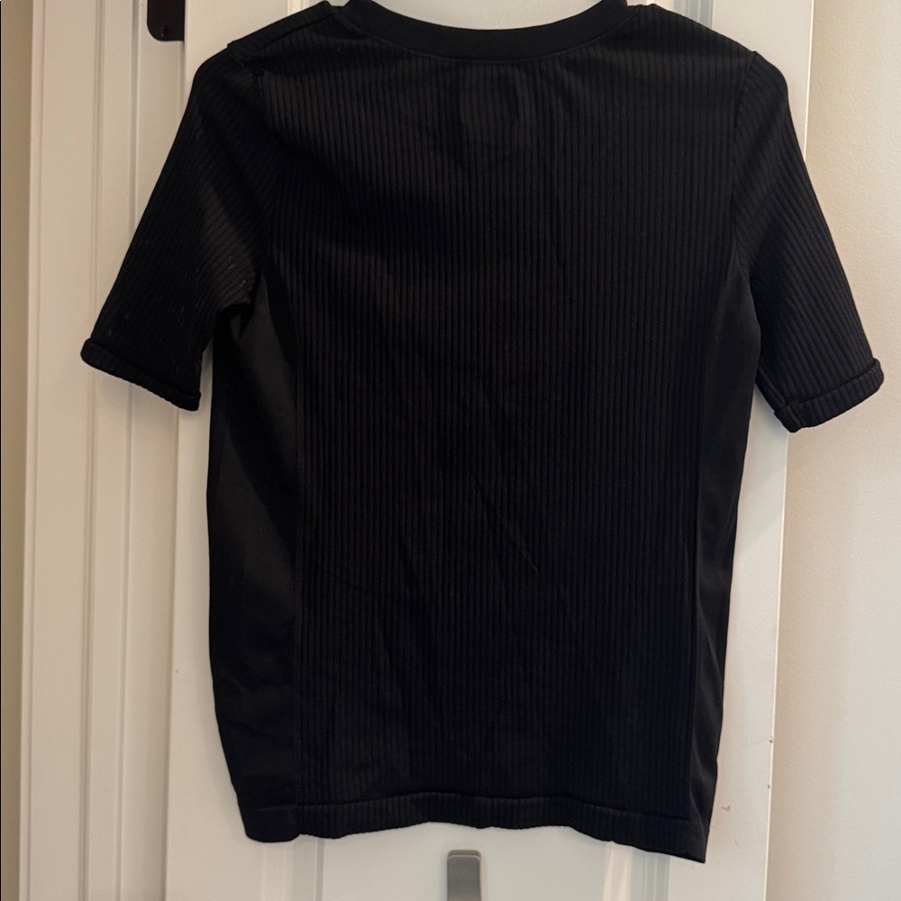 Athleta Black Ribbed Tee - Picture 4 of 4